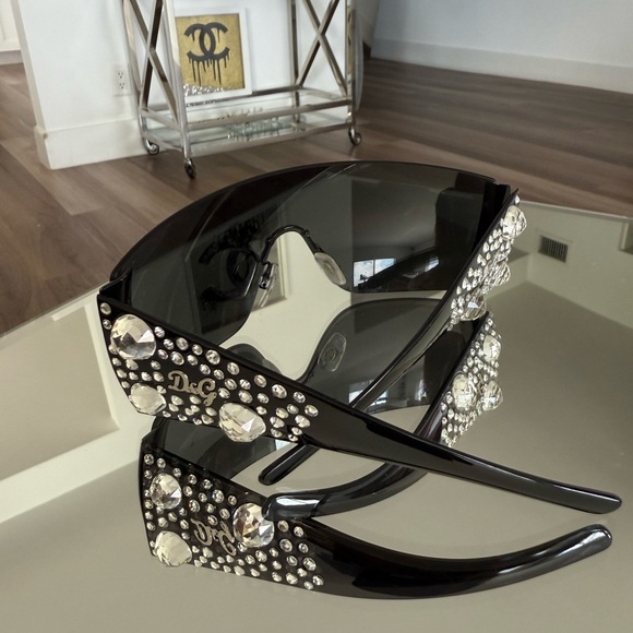 D&G Black Oversized Rhinestone Shield Sunglasses - Picture 1 of 12